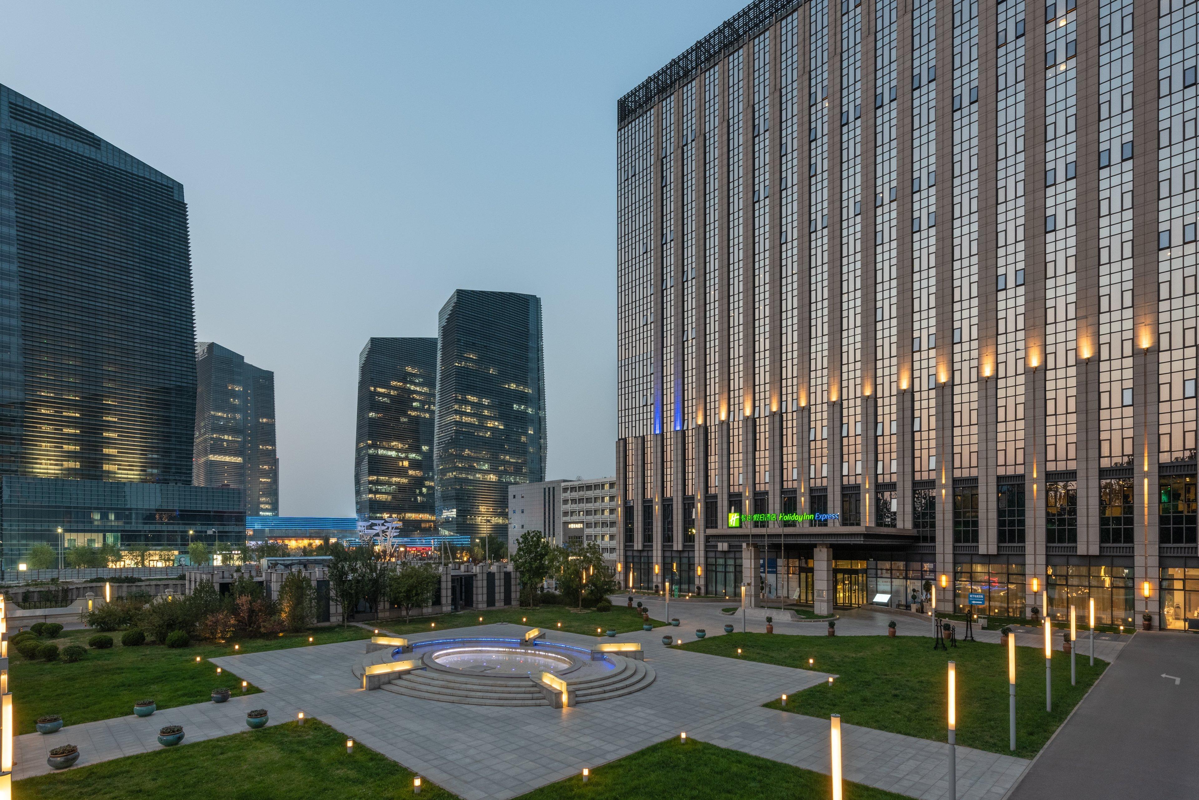 Holiday Inn Express Beijing Yizhuang By Ihg - Taxi 1 Hour To International Airport And 800 Meters To The Nearby Subway Exterior photo