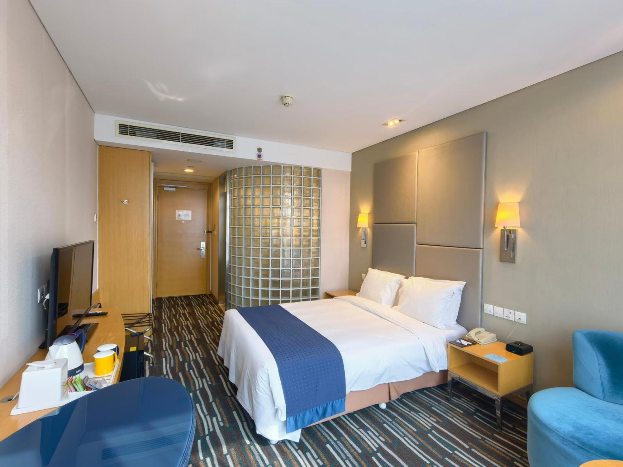 Holiday Inn Express Beijing Yizhuang By Ihg - Taxi 1 Hour To International Airport And 800 Meters To The Nearby Subway Exterior photo