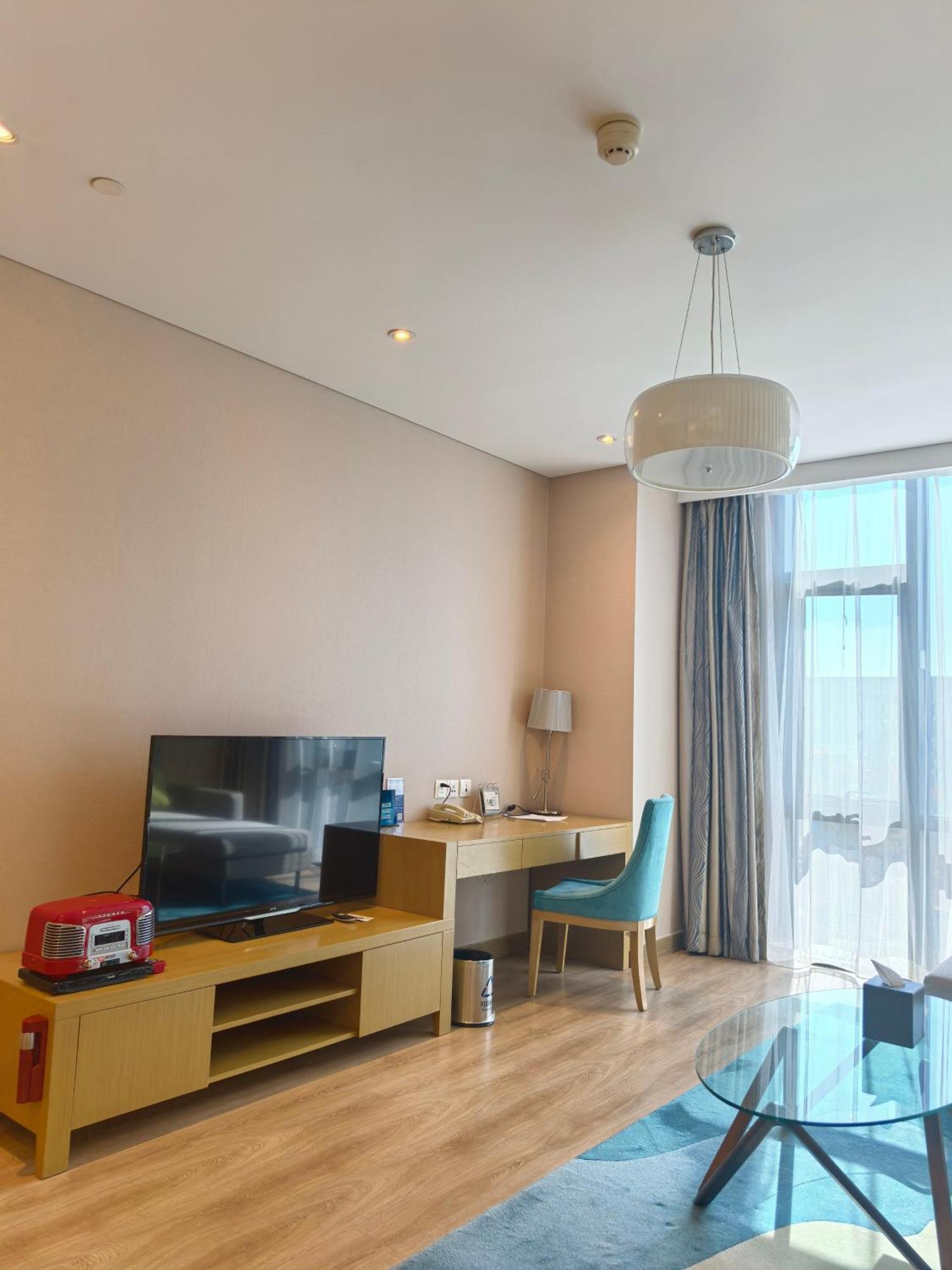 Holiday Inn Express Beijing Yizhuang By Ihg - Taxi 1 Hour To International Airport And 800 Meters To The Nearby Subway Exterior photo