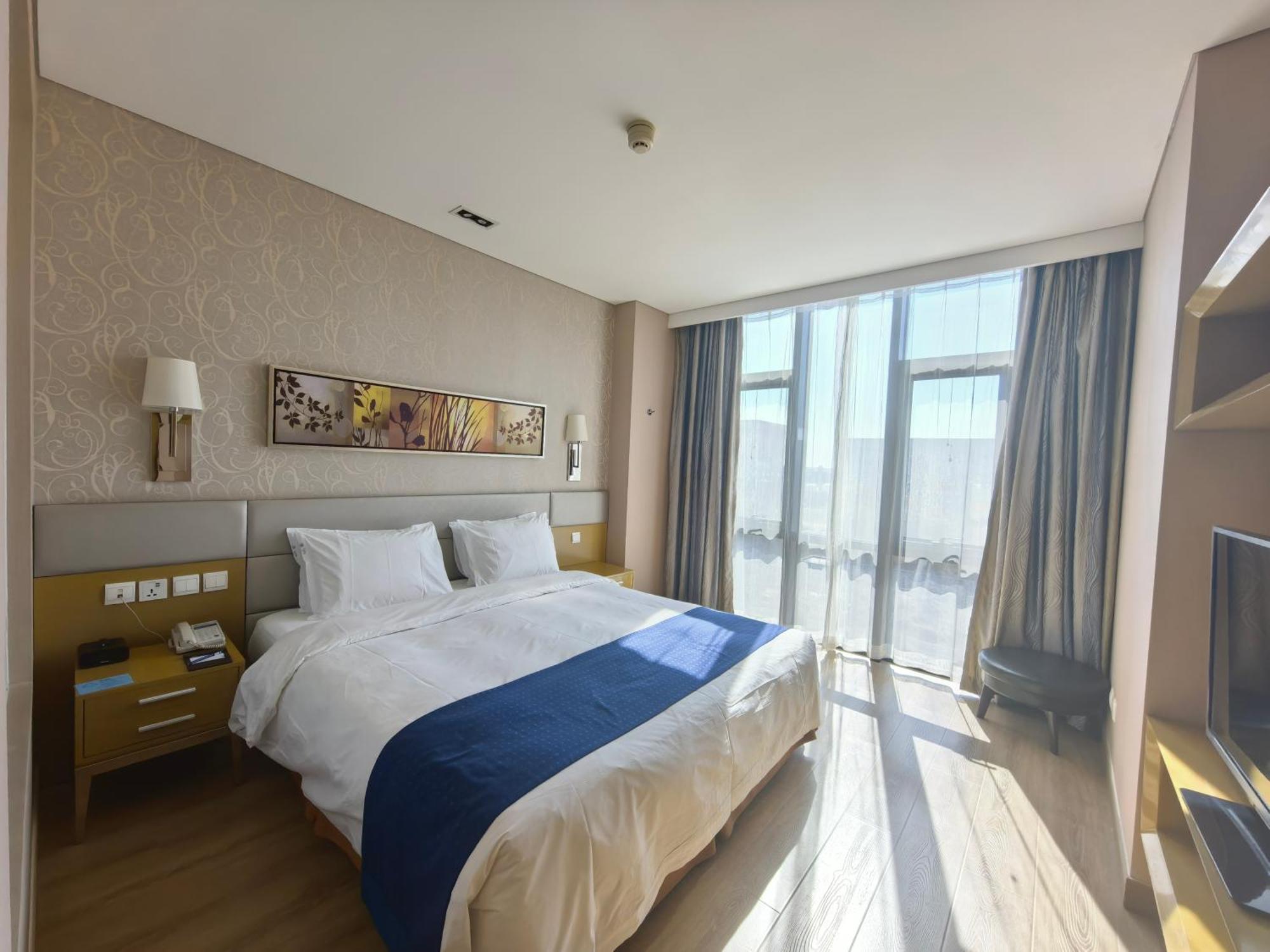 Holiday Inn Express Beijing Yizhuang By Ihg - Taxi 1 Hour To International Airport And 800 Meters To The Nearby Subway Exterior photo
