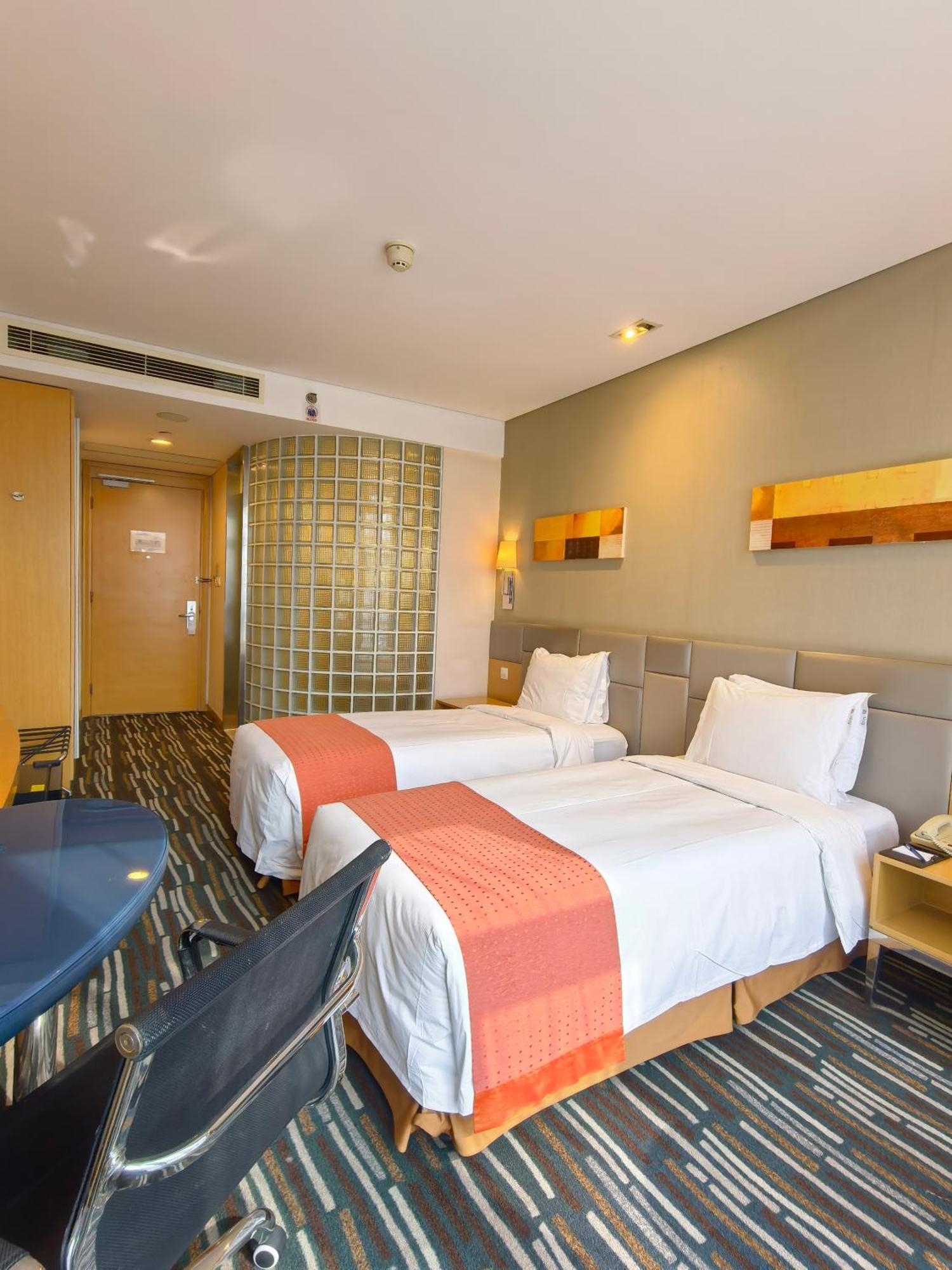 Holiday Inn Express Beijing Yizhuang By Ihg - Taxi 1 Hour To International Airport And 800 Meters To The Nearby Subway Exterior photo